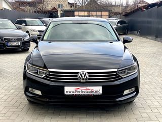 Volkswagen Passat foto 3