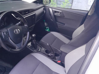 Toyota Auris foto 4