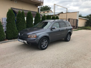 Volvo XC90 foto 1