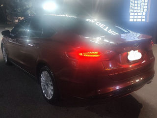 Ford Fusion foto 6