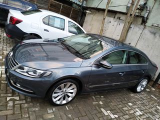 Volkswagen Passat CC foto 4