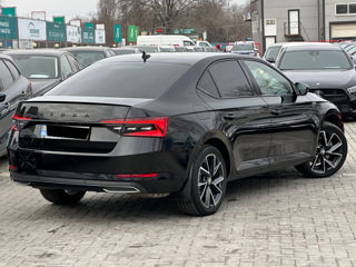 Skoda Superb foto 3