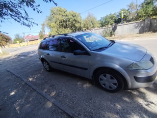 Renault Megane foto 2