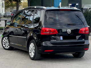 Volkswagen Touran foto 5