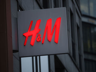 H&M  comision 0%   avans 0€   livrare 0 lei foto 1