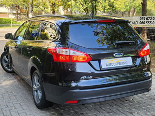 Ford Focus foto 12