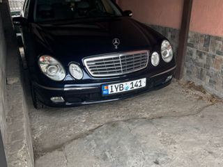 Mercedes E-Class foto 5