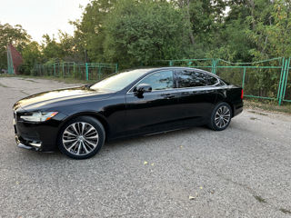 Volvo S90 foto 1