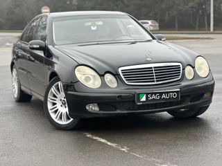 Mercedes E-Class foto 4