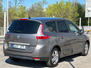 Renault Grand Scenic foto 6