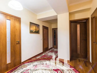 Apartament cu 3 camere, 96 m², Botanica, Chișinău foto 13