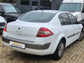 Renault Megane foto 4