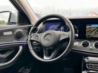 Mercedes E-Class foto 8