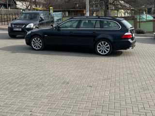 BMW 5 Series foto 8