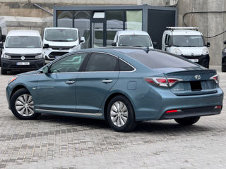 Hyundai Sonata foto 5