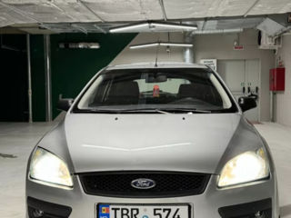 Ford Focus foto 2