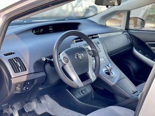 Toyota Prius foto 11