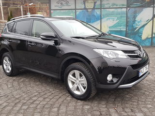 Toyota Rav 4 foto 1