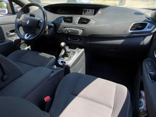 Renault Grand Scenic foto 7