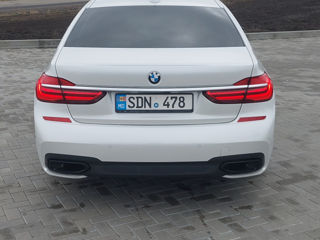 BMW 7 Series foto 5