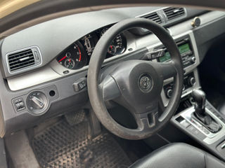 Volkswagen Passat foto 7