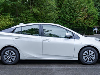 Toyota Prius foto 1