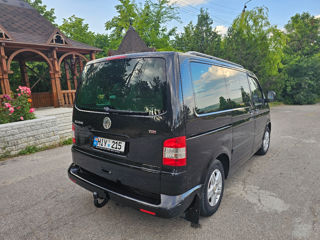 Volkswagen Multivan foto 3