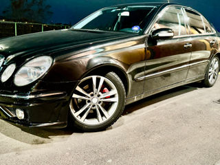 Mercedes E-Class