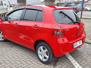 Toyota Yaris foto 4