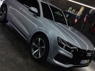 Audi Q8 foto 5