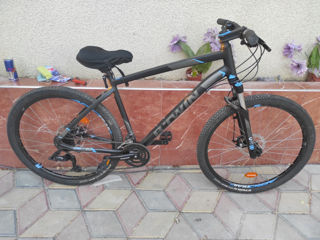 Vând bicicletă cu 24 de viteze