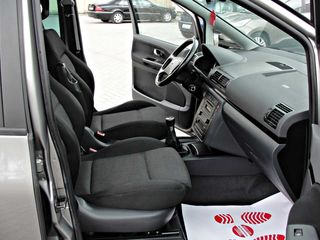 Volkswagen Sharan foto 5