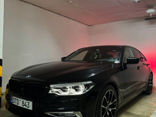 BMW 5 Series foto 2