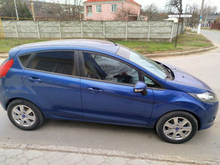 Ford Fiesta 5D foto 3