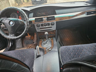 BMW 5 Series foto 5