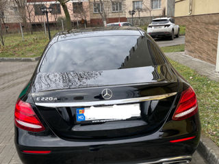 Mercedes E-Class foto 2