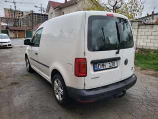 Volkswagen Caddy 2.0 foto 5