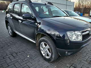 Dezmembrare Dacia Duster   2013  4x2  /  4x4  Benzin/diesel foto 13