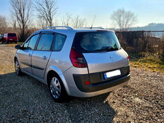 Renault Grand Scenic foto 4