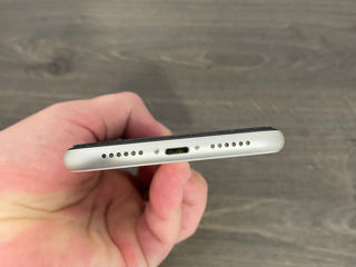 IPhone 11 128 gb foto 6