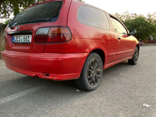 Nissan Almera foto 3