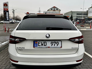 Skoda Superb foto 11