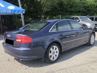 Audi A8 foto 3