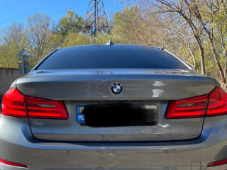 BMW 5 Series foto 6