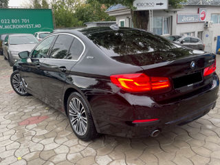 BMW 5 Series foto 3