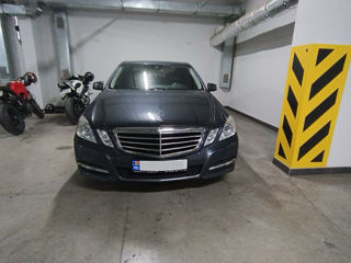 Mercedes E-Class foto 2