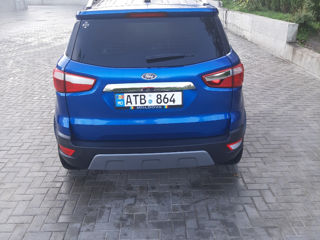 Ford EcoSport foto 2