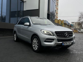 Mercedes M-Class foto 2