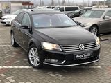 Volkswagen Passat foto 1