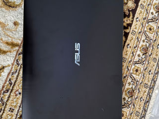 Laptop Asus foto 2